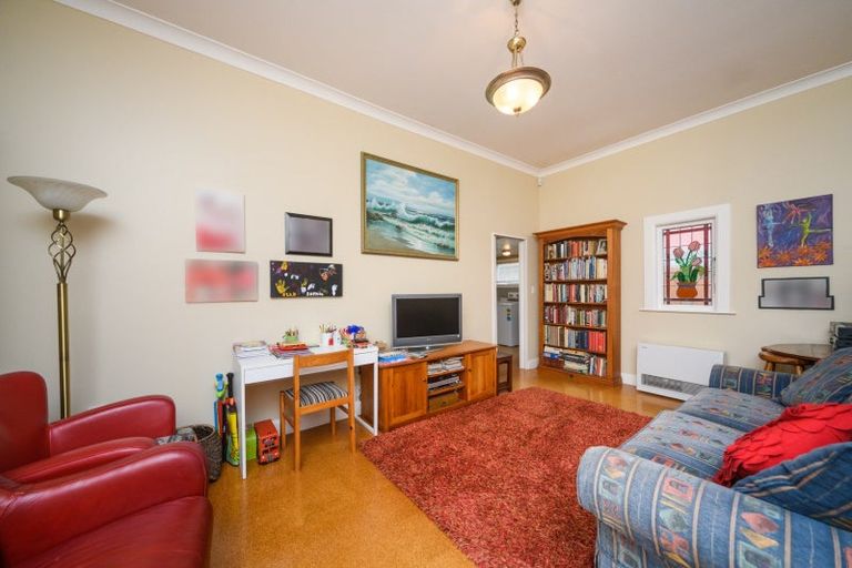 Photo of property in 34 Elmira Avenue, Hokowhitu, Palmerston North, 4410