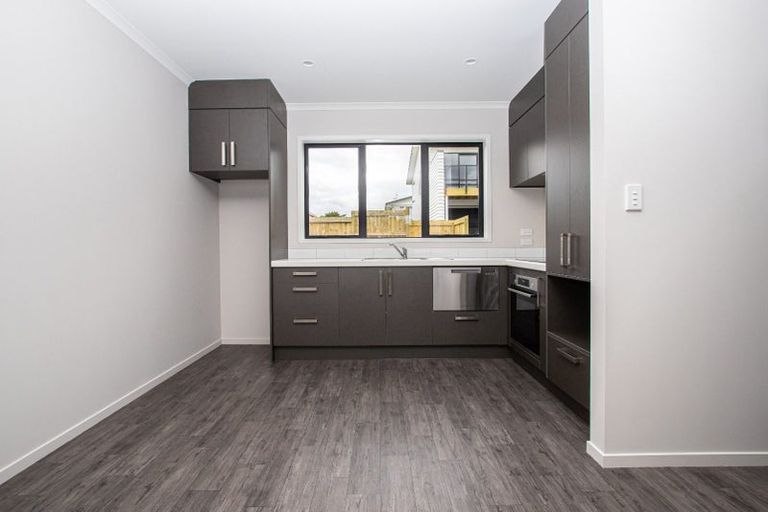 Photo of property in 12/10 Charlemont Street, Whitiora, Hamilton, 3200