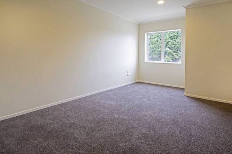 Photo of property in 394 Ormiston Road, Flat Bush, Auckland, 2019