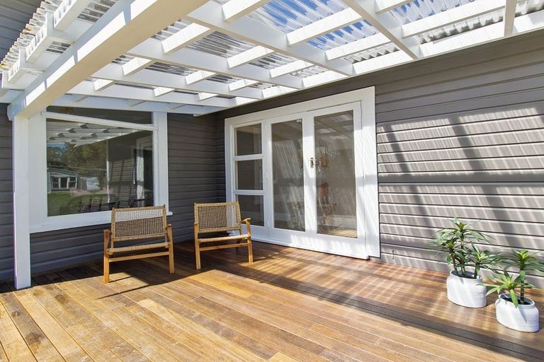 Photo of property in 8 Herbert Street, Waimate, 7924