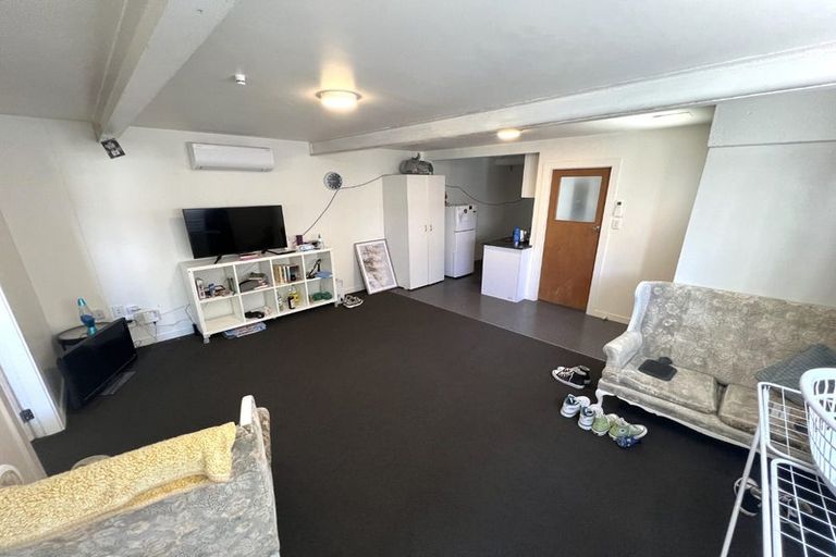 Photo of property in 2/239 Adelaide Road, Newtown, Wellington, 6021