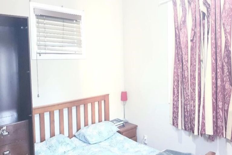 Photo of property in 15 Landscape Road, Papatoetoe, Auckland, 2025