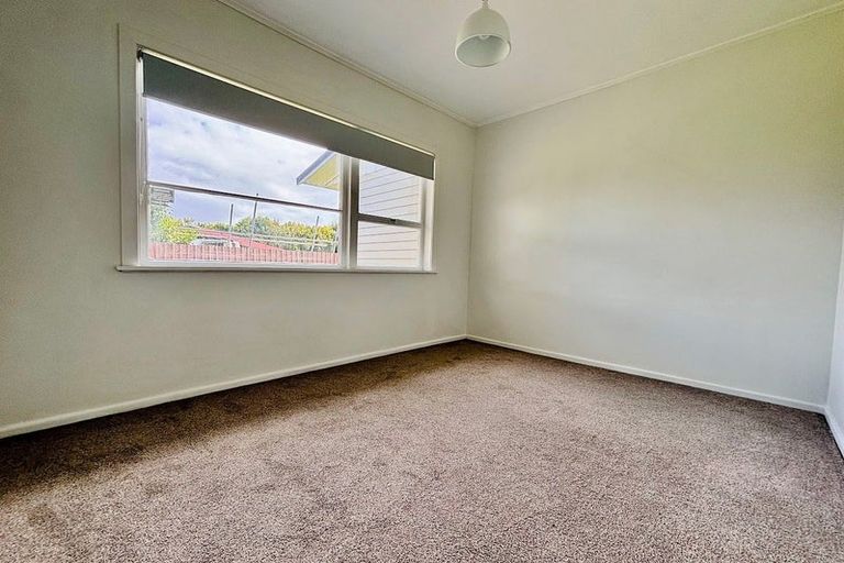 Photo of property in 2/8 Rimu Road, Manurewa, Auckland, 2102