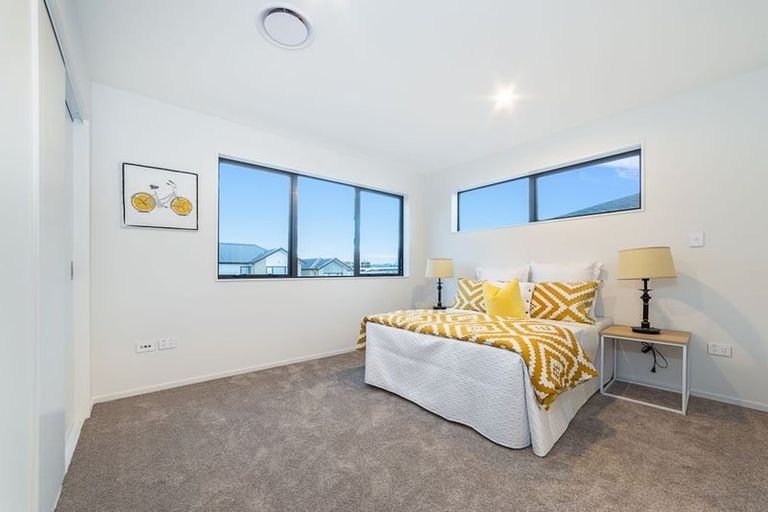 Photo of property in 15 Kearns Drive, Hobsonville, Auckland, 0616