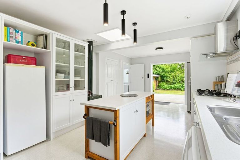 Photo of property in 52 Parsons Street, Saint Johns Hill, Whanganui, 4501
