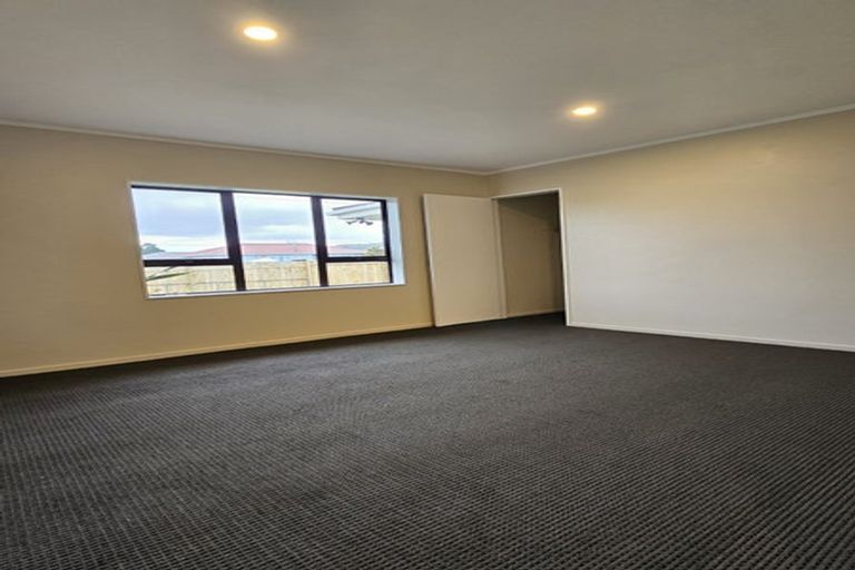 Photo of property in 39a Rollerson Street, Papakura, 2110