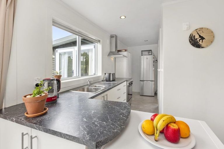 Photo of property in 24b Manukau Road, Raglan, 3225