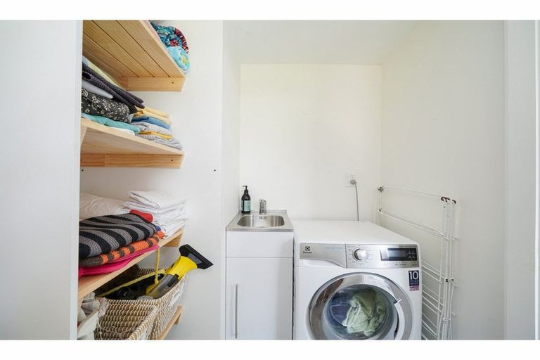 Photo of property in 32 Rakiura Parade, Otatara, Invercargill, 9879