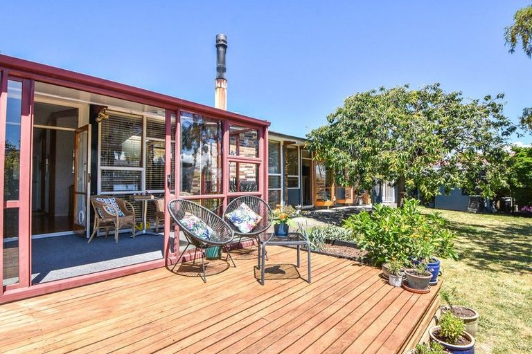 Photo of property in 22 Victoria Street, Carterton, 5713