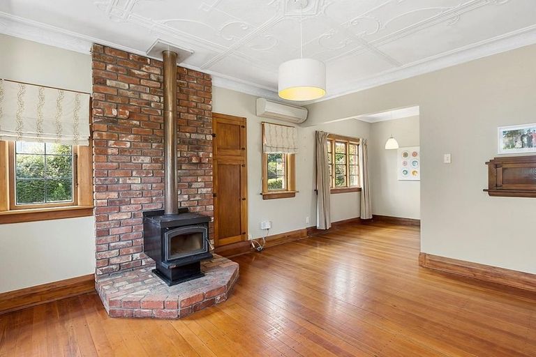 Photo of property in 43 Glenpark Avenue, Mornington, Dunedin, 9011