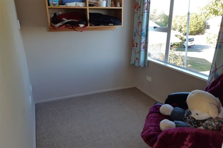 Photo of property in 6 Birdling Place, Halswell, Christchurch, 8025