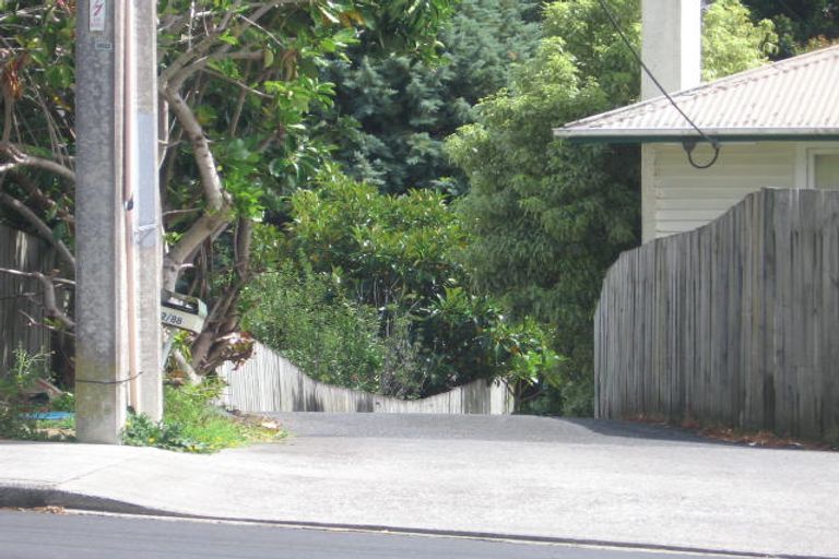 Photo of property in 2/88 Archers Road, Glenfield, Auckland, 0629