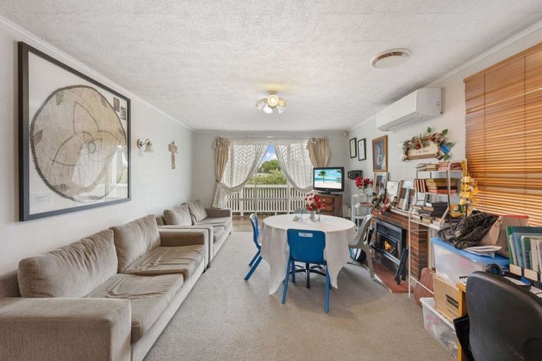 Photo of property in 33 Imrie Avenue, Mangere, Auckland, 2022