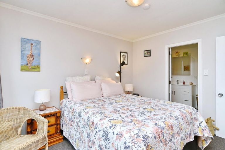 Photo of property in 18 Scotswood Place, Rangiora, 7400