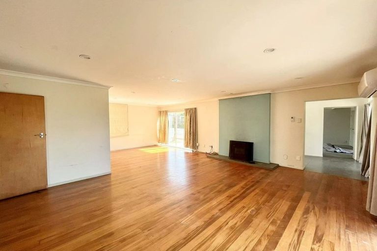 Photo of property in 158b Titirangi Road, New Lynn, Auckland, 0600