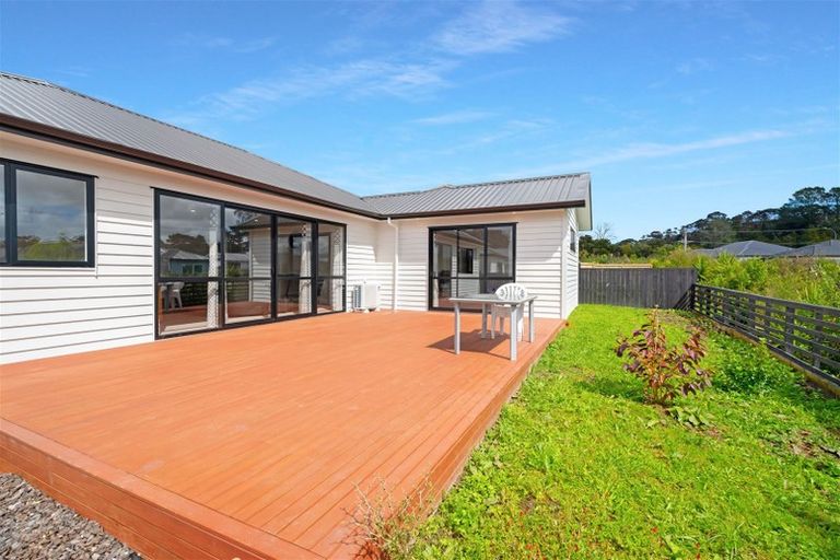 Photo of property in 7 Pukemarino Road, Waimauku, 0812