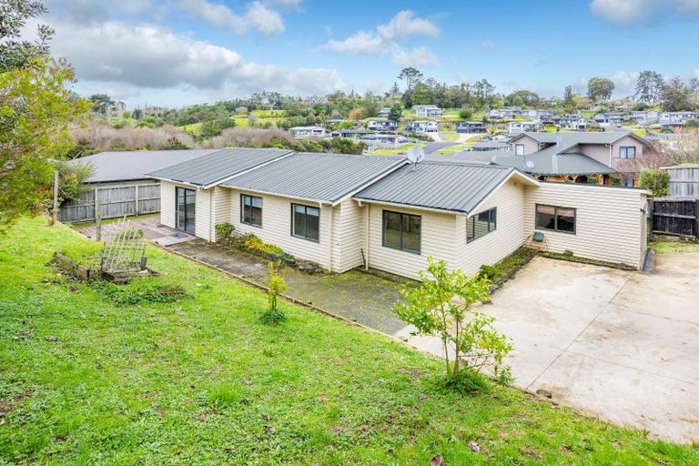 Photo of property in 10 Rata Avenue, Huntly, 3700