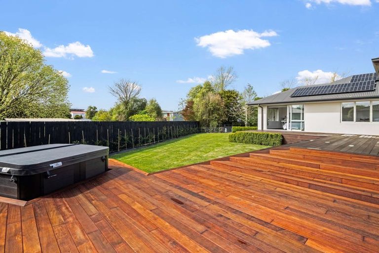 Photo of property in 128 Halswell Junction Road, Halswell, Christchurch, 8025