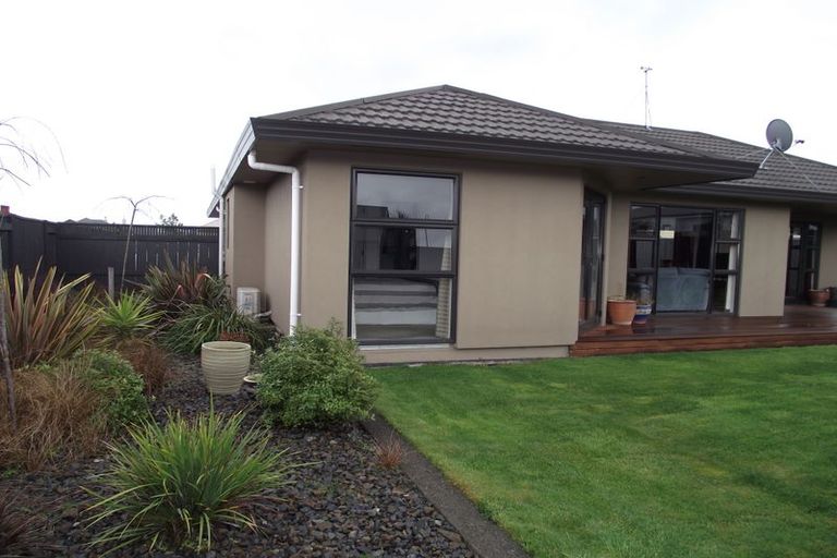 Photo of property in 19 Clearview Drive, Milson, Palmerston North, 4414