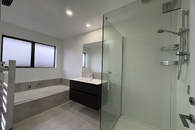 Photo of property in 35a Masefield Drive, Rolleston, 7614