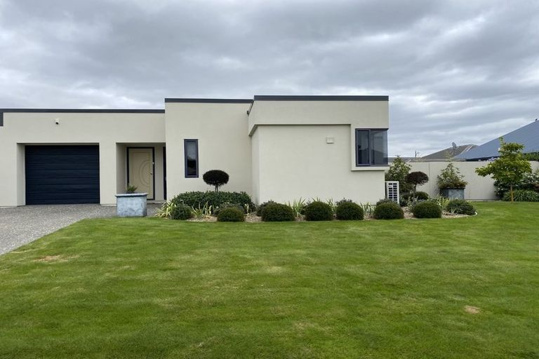 Photo of property in 13 Palmbrook Avenue, Havelock North, 4130
