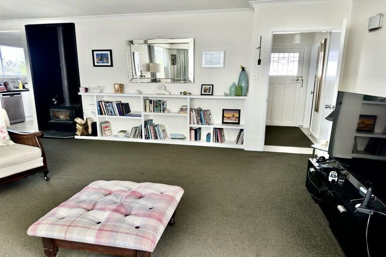 Photo of property in 37 Kinley Street, Rangiora, 7400