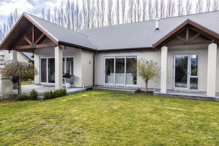 Photo of property in 19 The Dunes, Cromwell, 9310