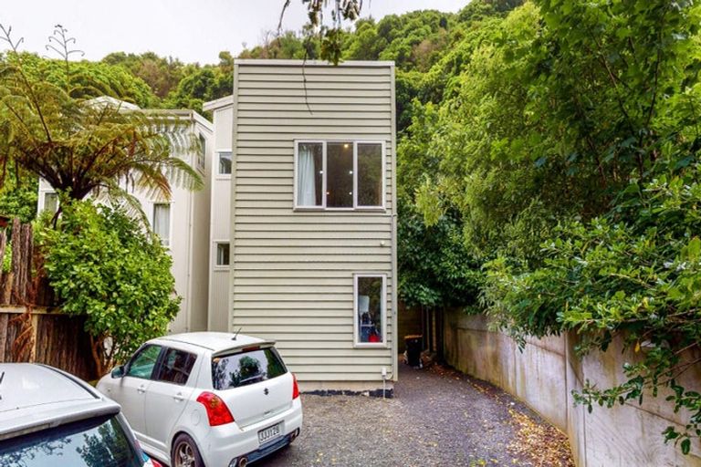 Photo of property in 100b Holloway Road, Aro Valley, Wellington, 6021
