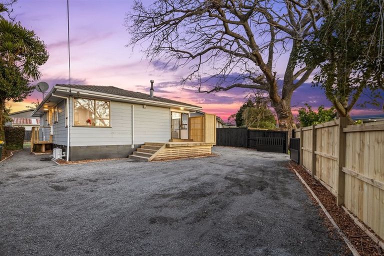 Photo of property in 2 Forest Hill Road, Henderson, Auckland, 0612