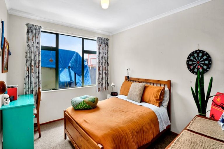 Photo of property in 8a Mahoe Street, Inglewood, 4330