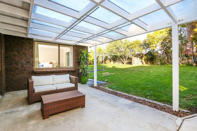 Photo of property in 37 Fratley Avenue, Farm Cove, Auckland, 2012