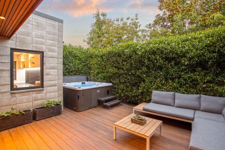 Photo of property in 22a Darley Street, Somerfield, Christchurch, 8024