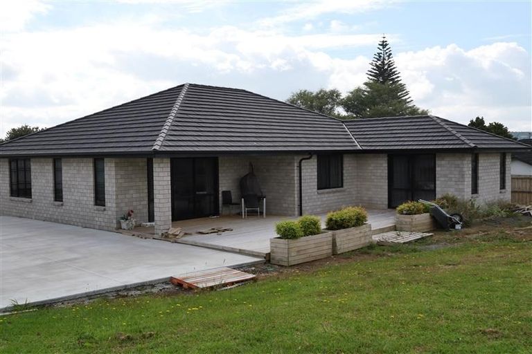 Photo of property in 59 Lough Bourne Drive, Pukekohe, 2120