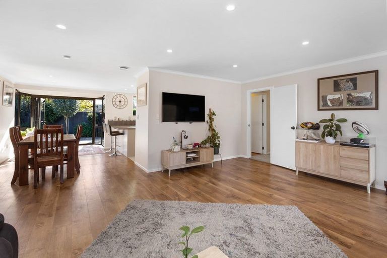 Photo of property in 5 Morton Place, Leamington, Cambridge, 3432