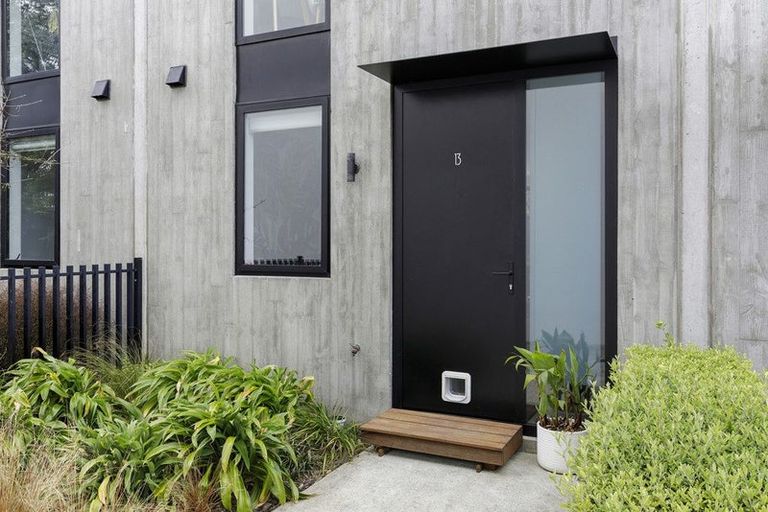 Photo of property in 13 Te Ara O Paetutu, Petone, Lower Hutt, 5012