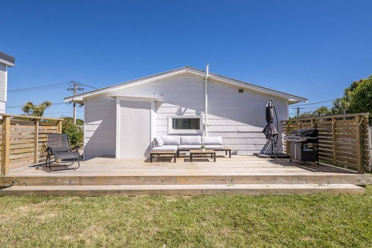 Photo of property in 5a Titoki Road, Raumati Beach, Paraparaumu, 5032
