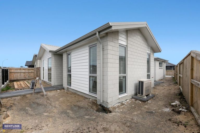 Photo of property in 182 Te Okuroa Drive, Papamoa, 3118
