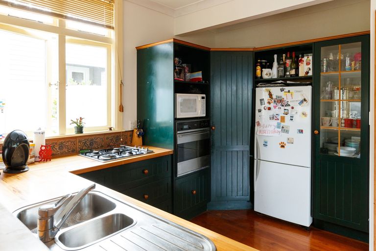 Photo of property in 51 Dahlia Street, Palmerston North, 4410