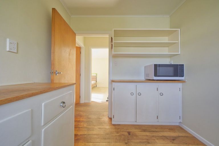 Photo of property in 103 Ennis Avenue, Pakuranga Heights, Auckland, 2010