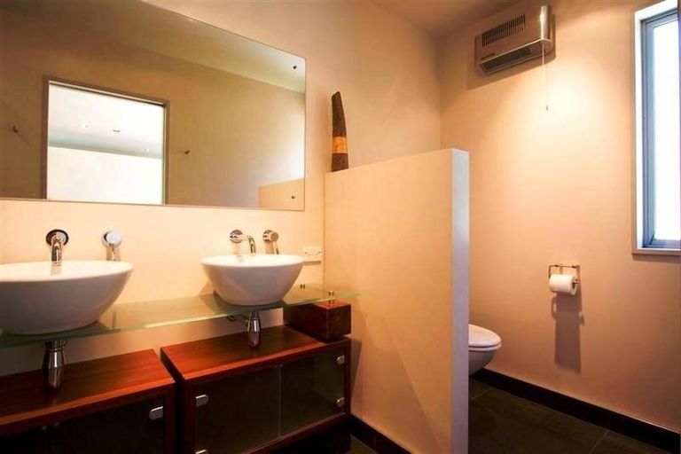 Photo of property in 6 Morning Star Terrace, Arthurs Point, Queenstown, 9371