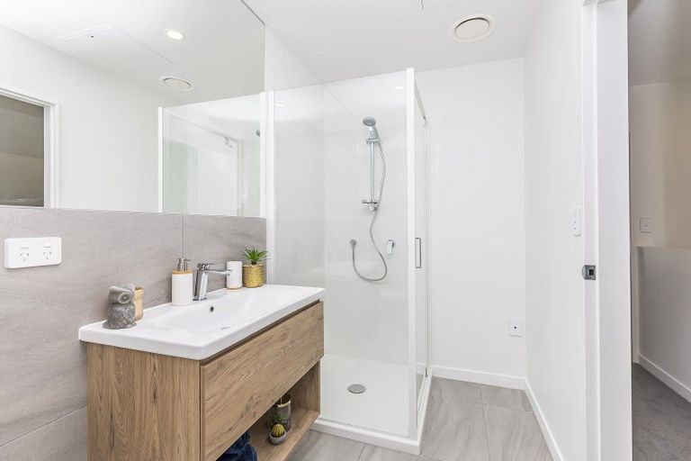 Photo of property in 34 John Street, Stokes Valley, Lower Hutt, 5019