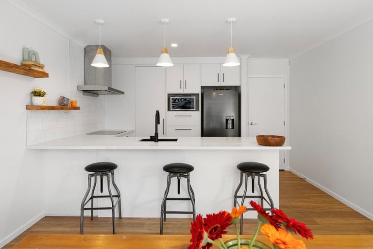 Photo of property in 5 Montrose Place, Pyes Pa, Tauranga, 3112