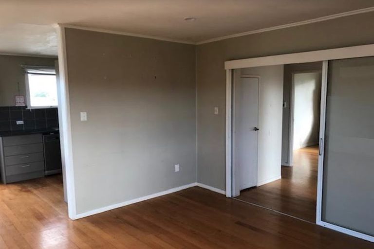 Photo of property in 67 Sycamore Drive, Sunnynook, Auckland, 0620