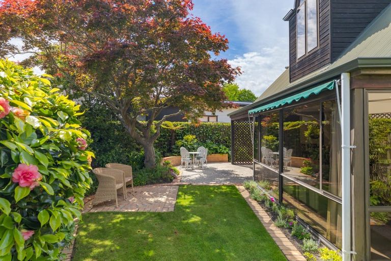 Photo of property in 33 Mcdougall Avenue, St Albans, Christchurch, 8014