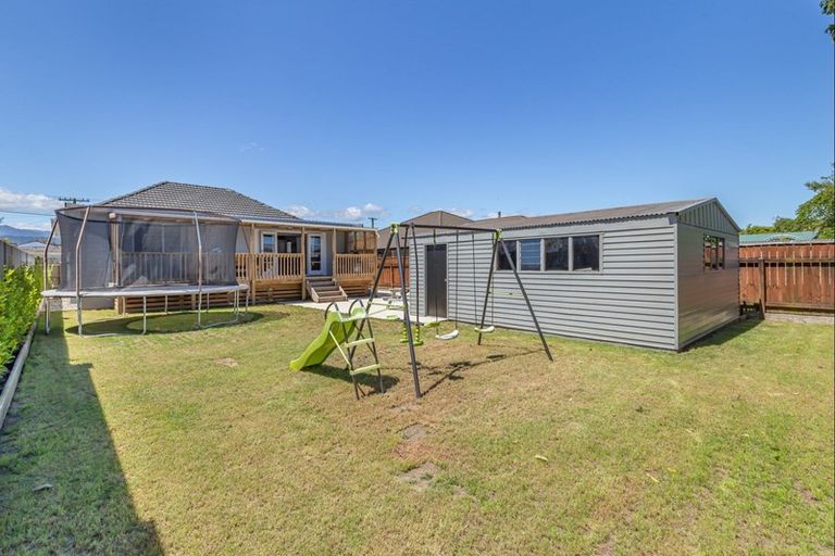 Photo of property in 51 Winchester Street, Levin, 5510