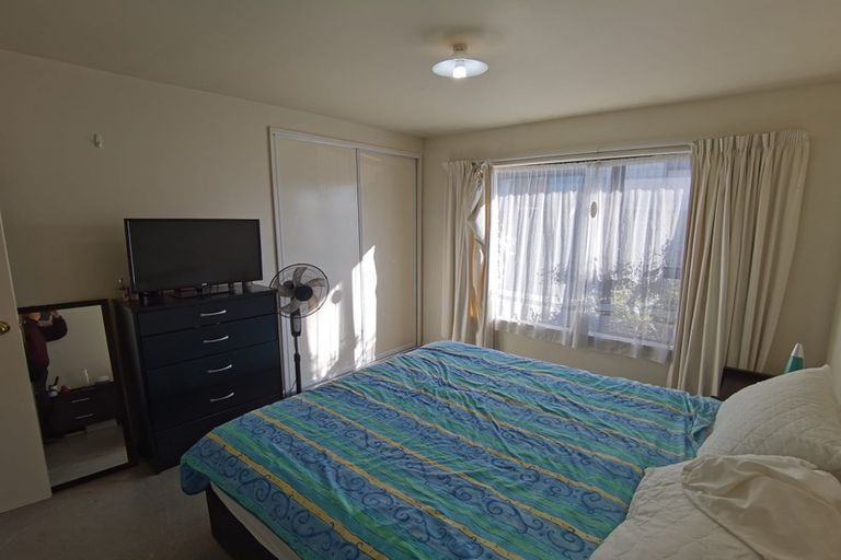 Photo of property in 2/17 Dallas Street, Riccarton, Christchurch, 8041