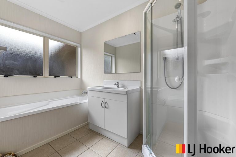 Photo of property in 23 Muirfield Street, Wattle Downs, Auckland, 2103