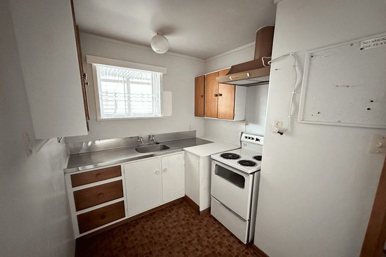 Photo of property in 139a Forrest Hill Road, Forrest Hill, Auckland, 0620