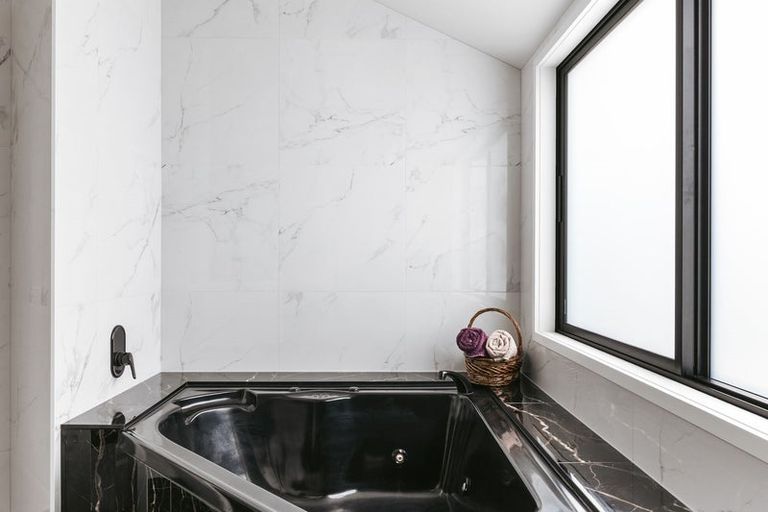 Photo of property in 24 Waterview Terrace, Omokoroa, 3114