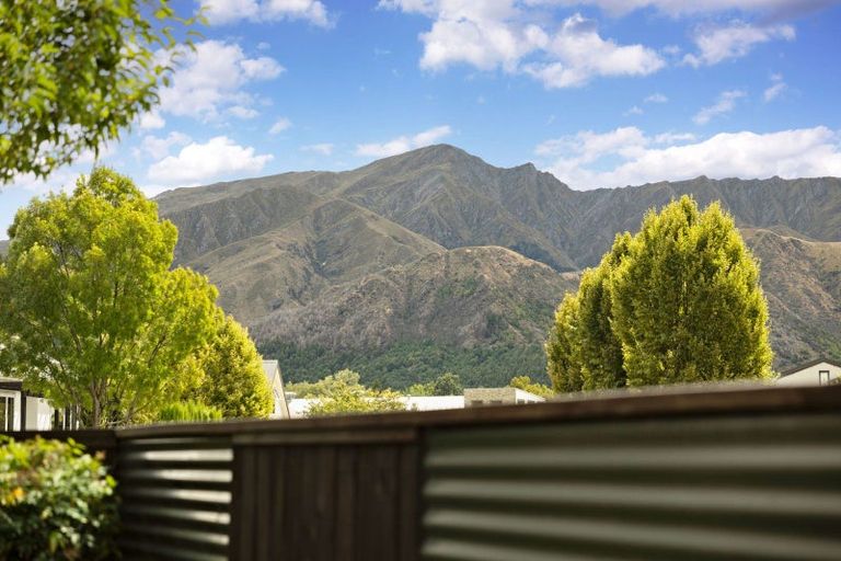 Photo of property in 1/9 Helms Court, Arrowtown, 9302